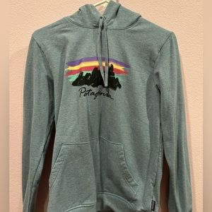 Women’s patagonia hoodie
